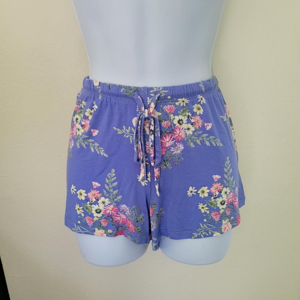 NWT: INC "Wild Flowers" Shorts / Size XS